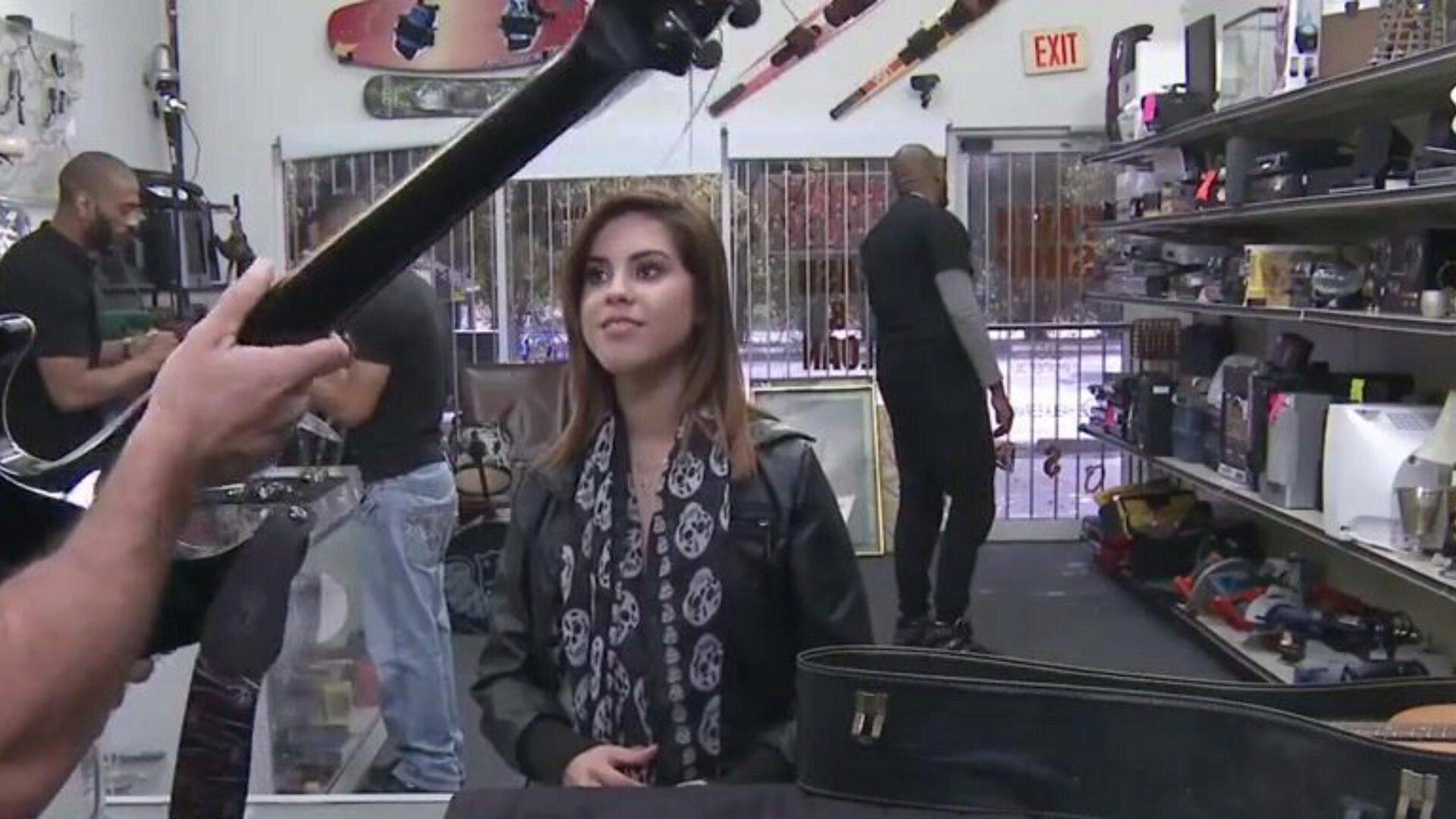 XXXPAWN - Rock Rocker Babe Needs Fast Cash, U Know How That Goes